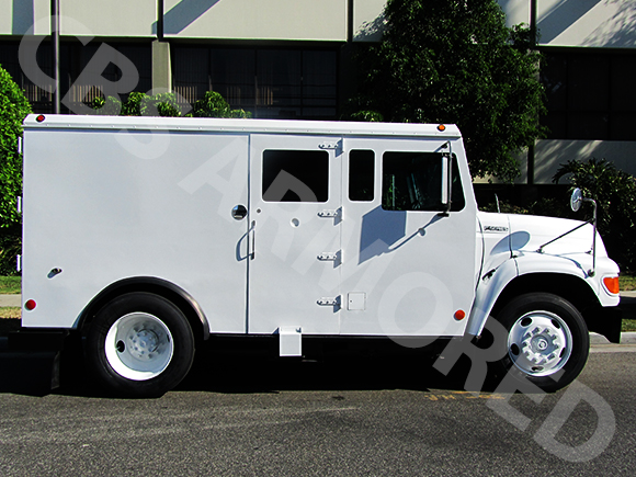 1995-Refurbished-Ford-F800-Armored-Truck-3